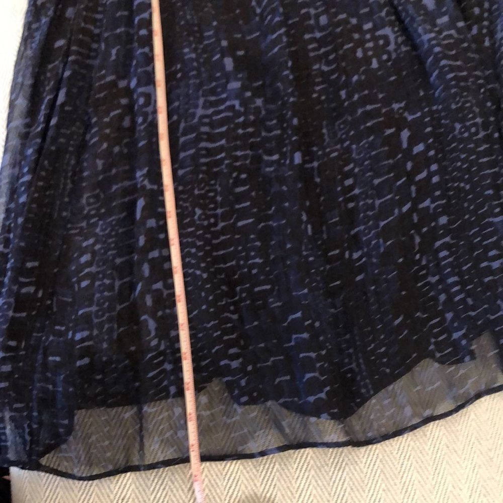 Lucky Brand Flowy Dress Sz 1X 2 layers w/slip Navy Blue Lightweight PTP 22 1/2” - Picture 8 of 16